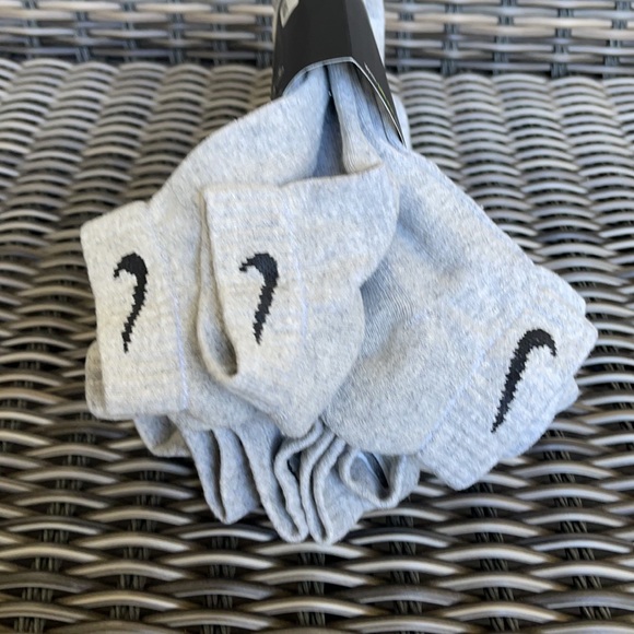 Nike Everyday Cotton Cushioned Low Socks - Picture 6 of 9